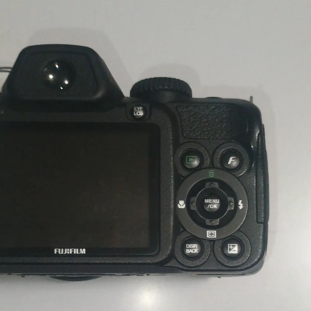 Fujifilm FinePix S2000HD Black Digital Camera Kit